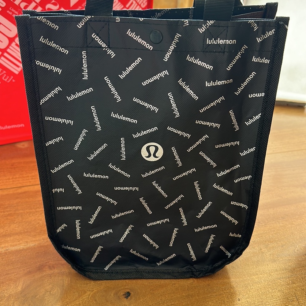 Lot of Lululemon Bags - Set of 10 - Picture 2 of 12